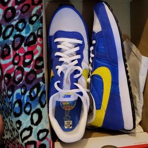 NIKE CHALLENGER OG Size 10.5 yellow/white/Game royal